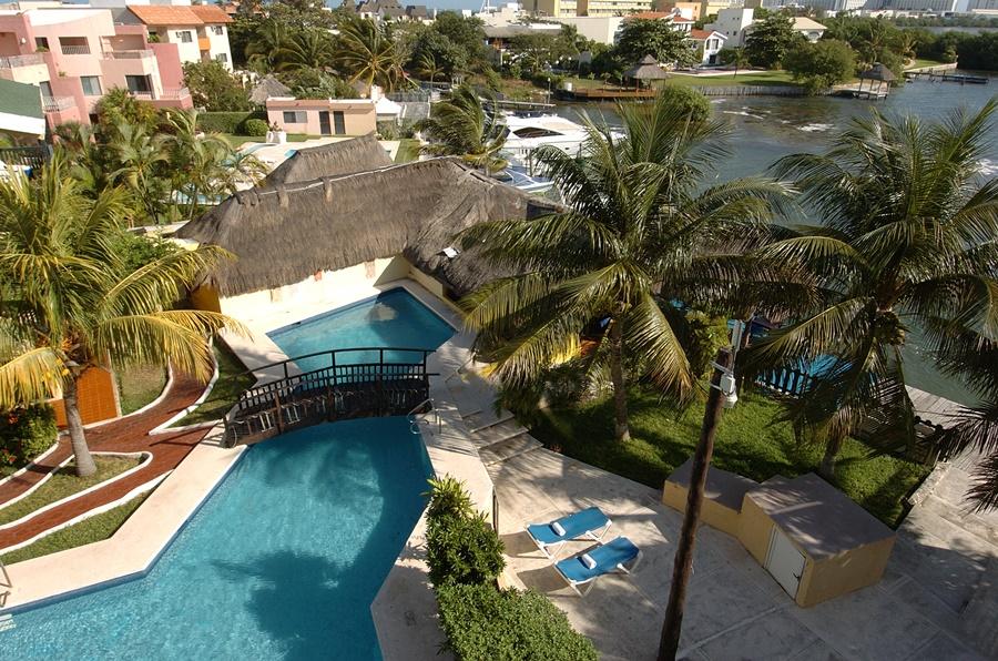 Hotel Imperial Laguna Faranda Cancun Exterior photo